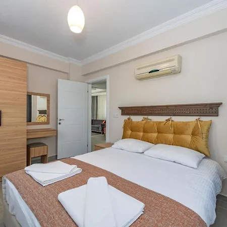 Leona - 5 Bedroom In Fethiye