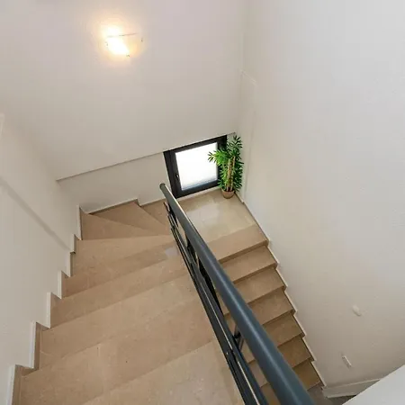 Leona - 5 Bedroom In 빌라 페티예