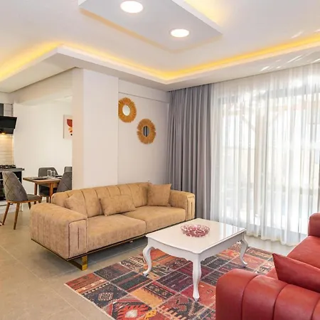 Leona - 5 Bedroom In